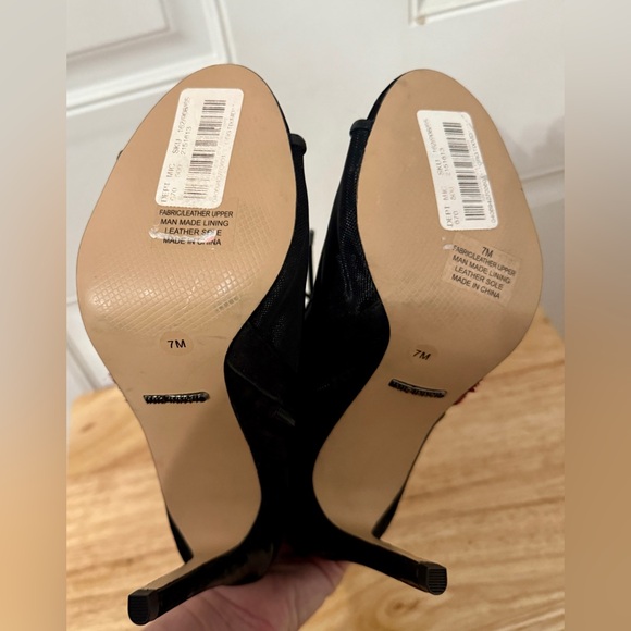 Gianni Bini Peep Toe Mesh Bootie with Embroidered Flowers.Whimsical. - Picture 6 of 7